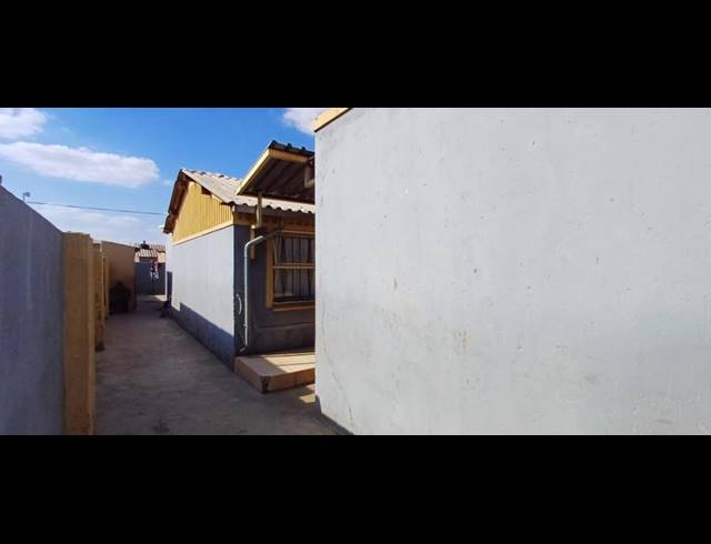 0 BEDROOM HOUSE FOR SALE IN TEMBISA EXT 5